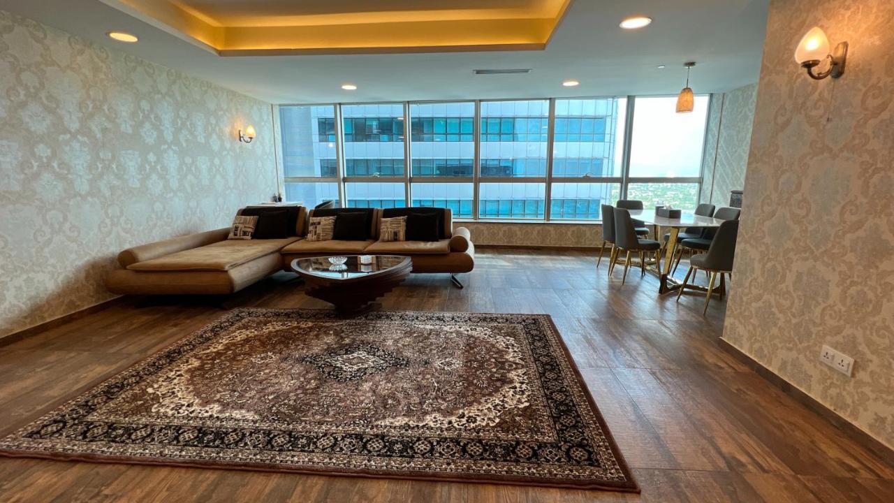 Centaurus Apartment City View Three Beds 伊斯兰堡 外观 照片