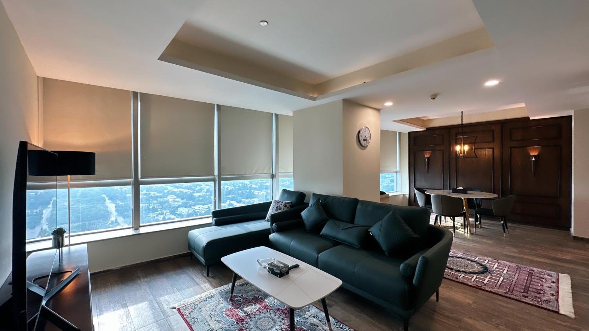 Centaurus Apartment City View Three Beds 伊斯兰堡 外观 照片