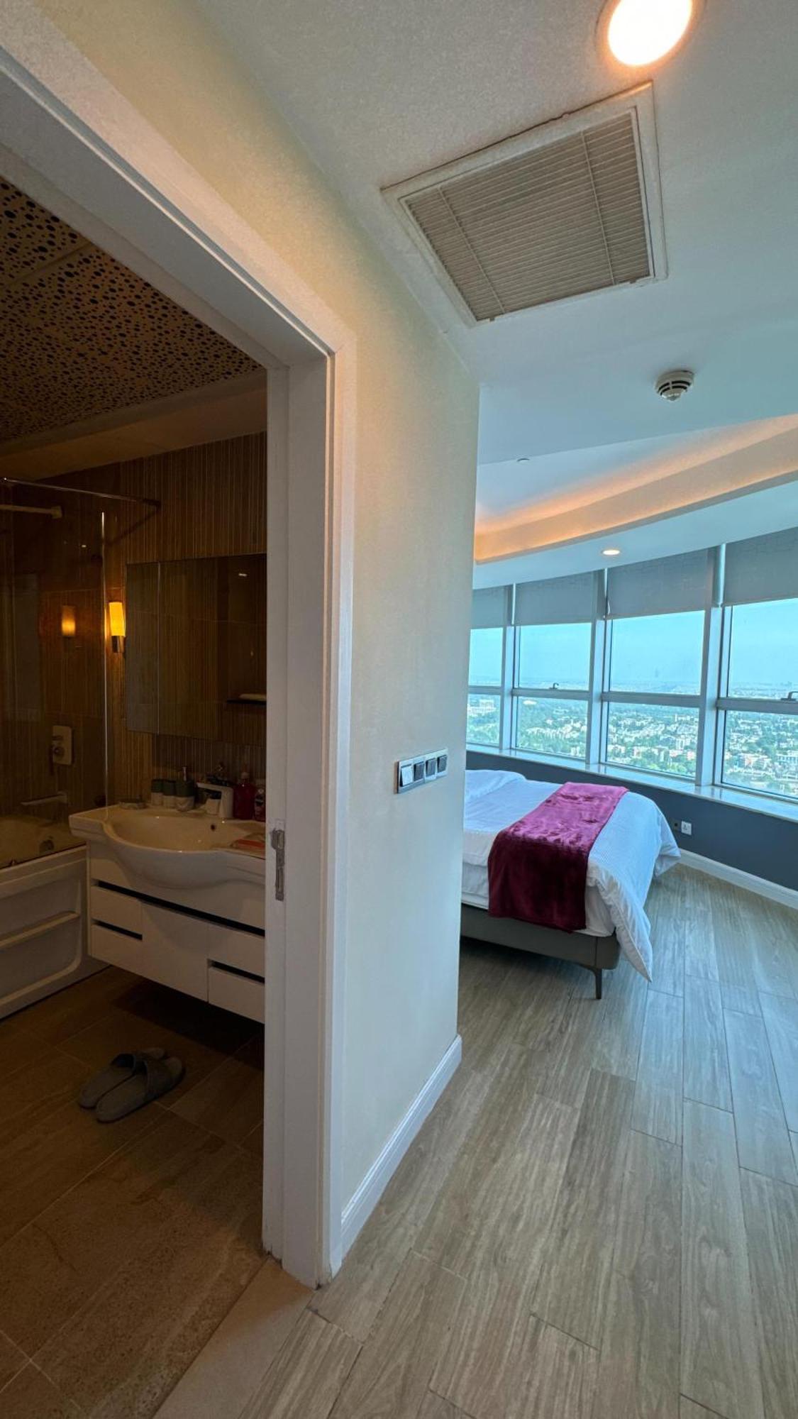 Centaurus Apartment City View Three Beds 伊斯兰堡 外观 照片