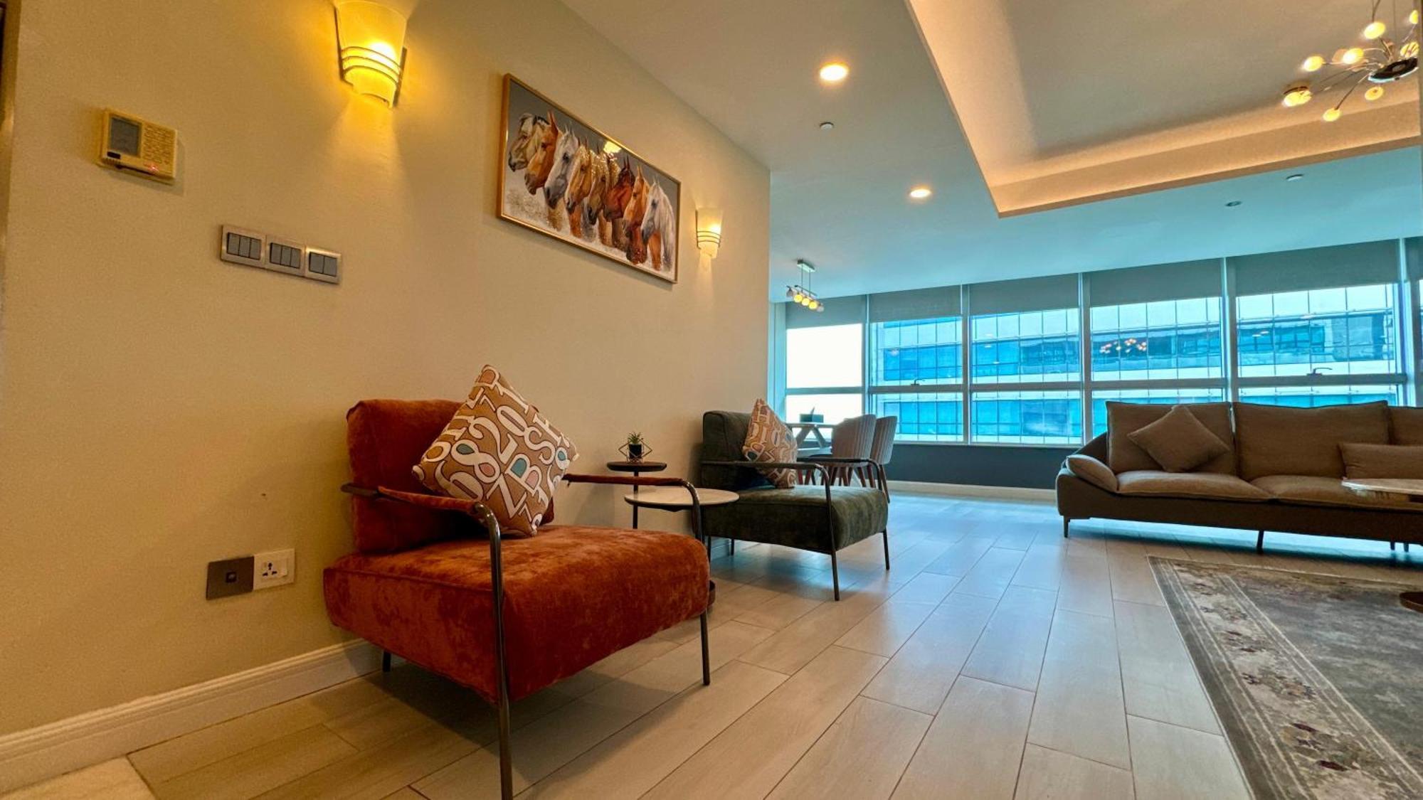 Centaurus Apartment City View Three Beds 伊斯兰堡 外观 照片