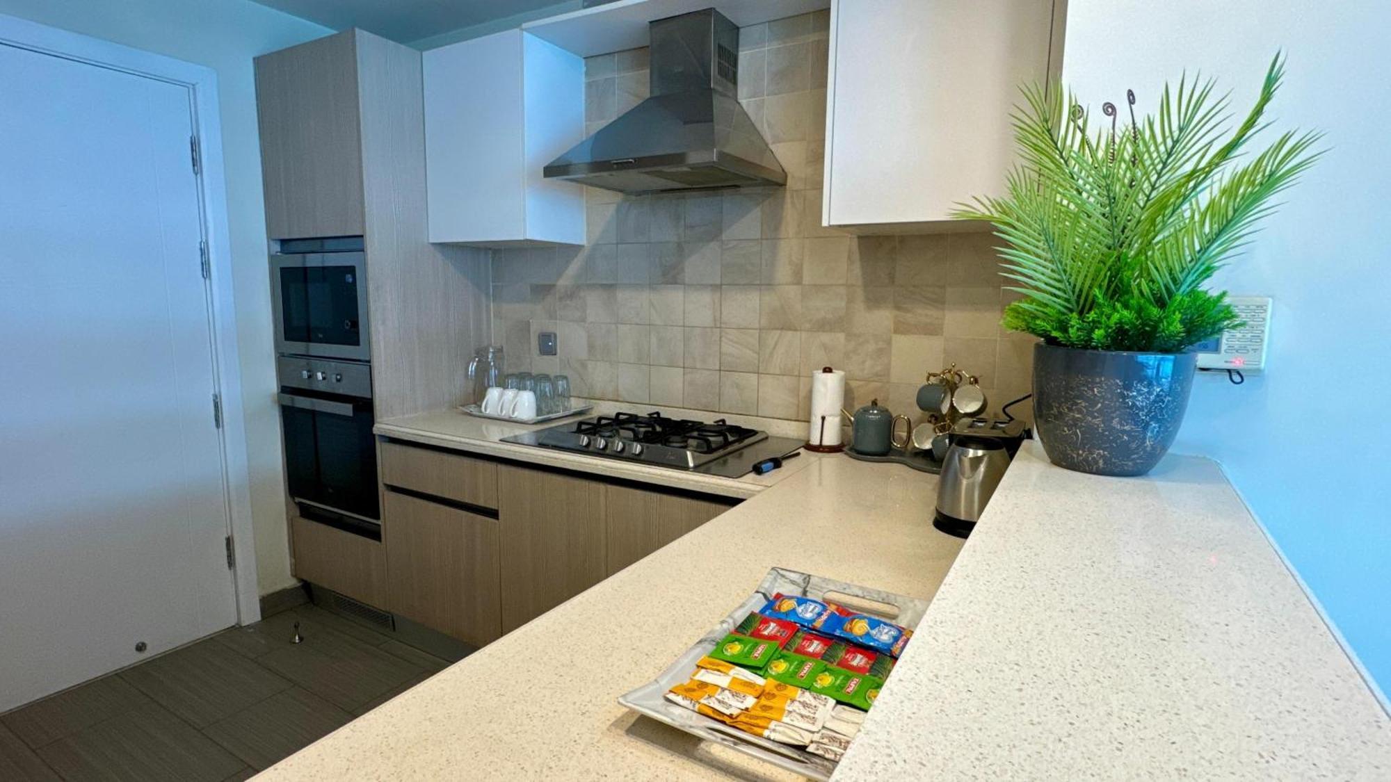 Centaurus Apartment City View Three Beds 伊斯兰堡 外观 照片